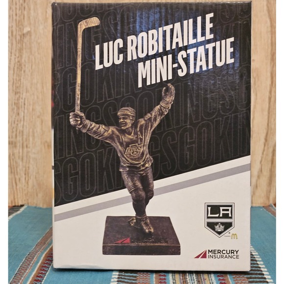NHL Other - Luc Robitaille Mini Statue Los Angeles Kings Hockey   NEW Open Box NHL SPORTS